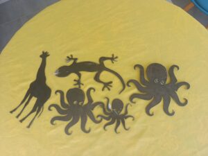 Girafe, gecko, poulpe