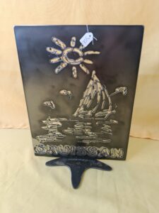 Plaque décorative Gruissan sur pied étoile de mer (soleil et bateau) 35 euro